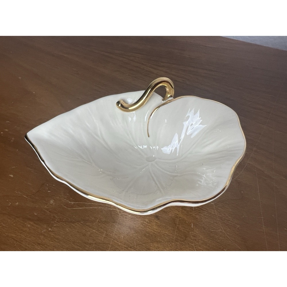 Lenox‎ Eternal Leaf Ivory Trinket Jewelry Dish with Gold Trim